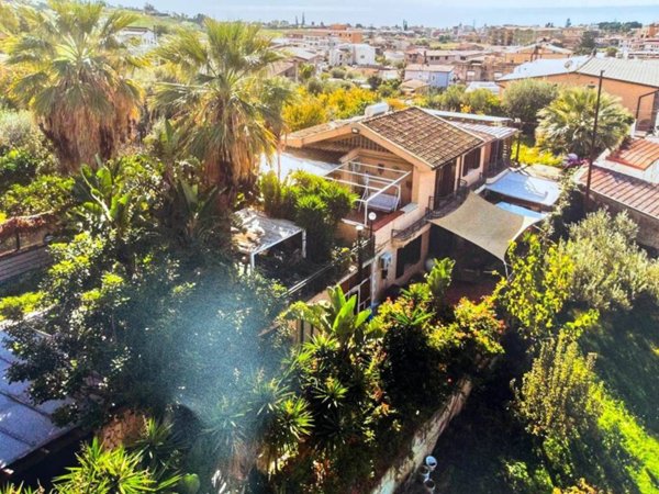 casa indipendente in vendita ad Agrigento in zona San Leone