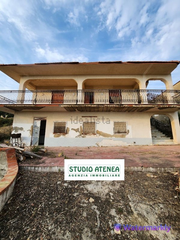 quadrivano in vendita ad Agrigento in zona Cannatello