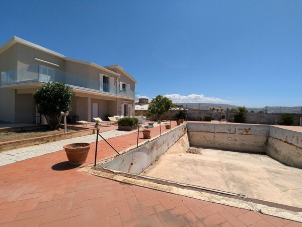 casa indipendente in vendita ad Agrigento in zona Zingarello
