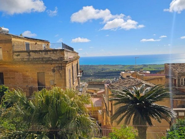 appartamento in vendita ad Agrigento in zona Centro Storico