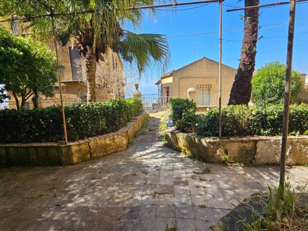 appartamento in vendita ad Agrigento in zona Centro Storico