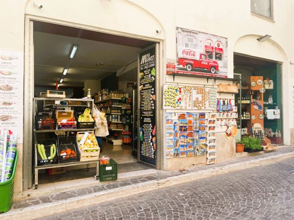 negozio in vendita ad Agrigento in zona Centro Storico