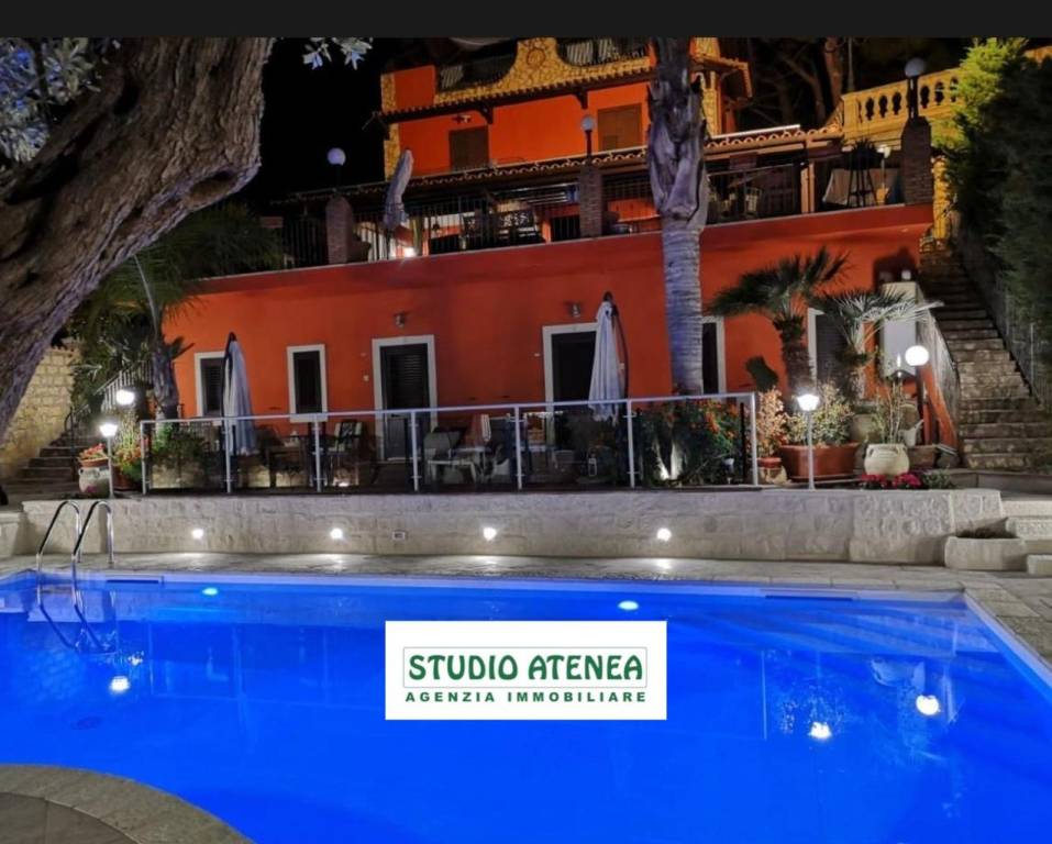 casa indipendente in vendita ad Agrigento in zona Quadrivio Spinasanta