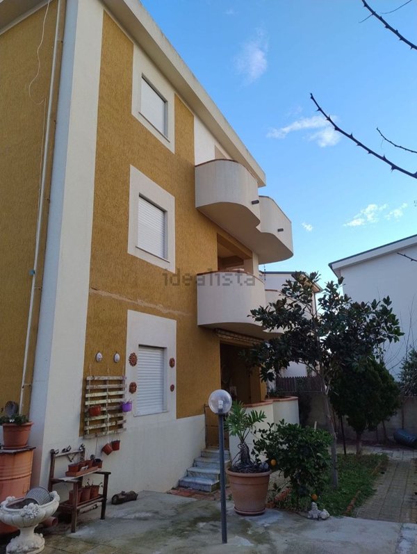 appartamento in vendita ad Agrigento in zona Fiumenaro
