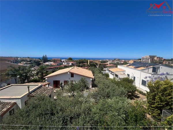 appartamento in vendita ad Agrigento in zona San Leone