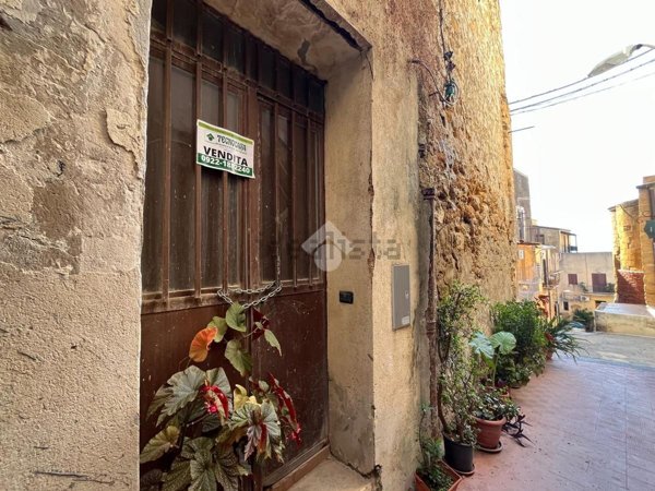 appartamento in vendita ad Agrigento in zona Centro Storico