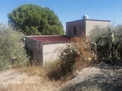 casa indipendente in vendita ad Alessandria della Rocca