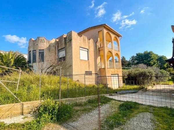 casa semindipendente in vendita ad Aragona