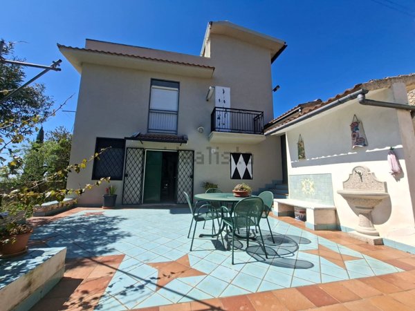 casa indipendente in vendita ad Aragona