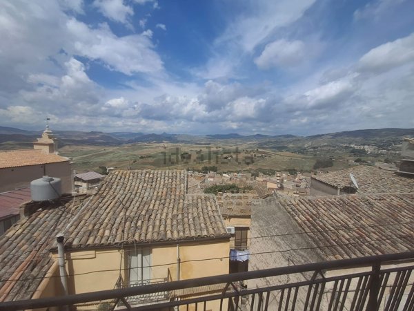 appartamento in vendita ad Aragona