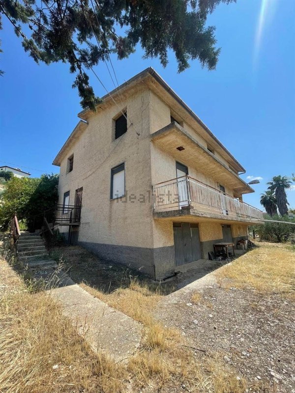 casa indipendente in vendita ad Aragona