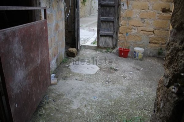 casale in vendita ad Aragona