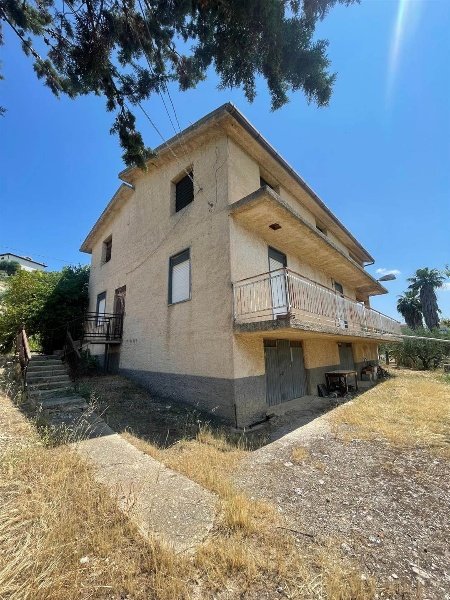 casa indipendente in vendita ad Aragona