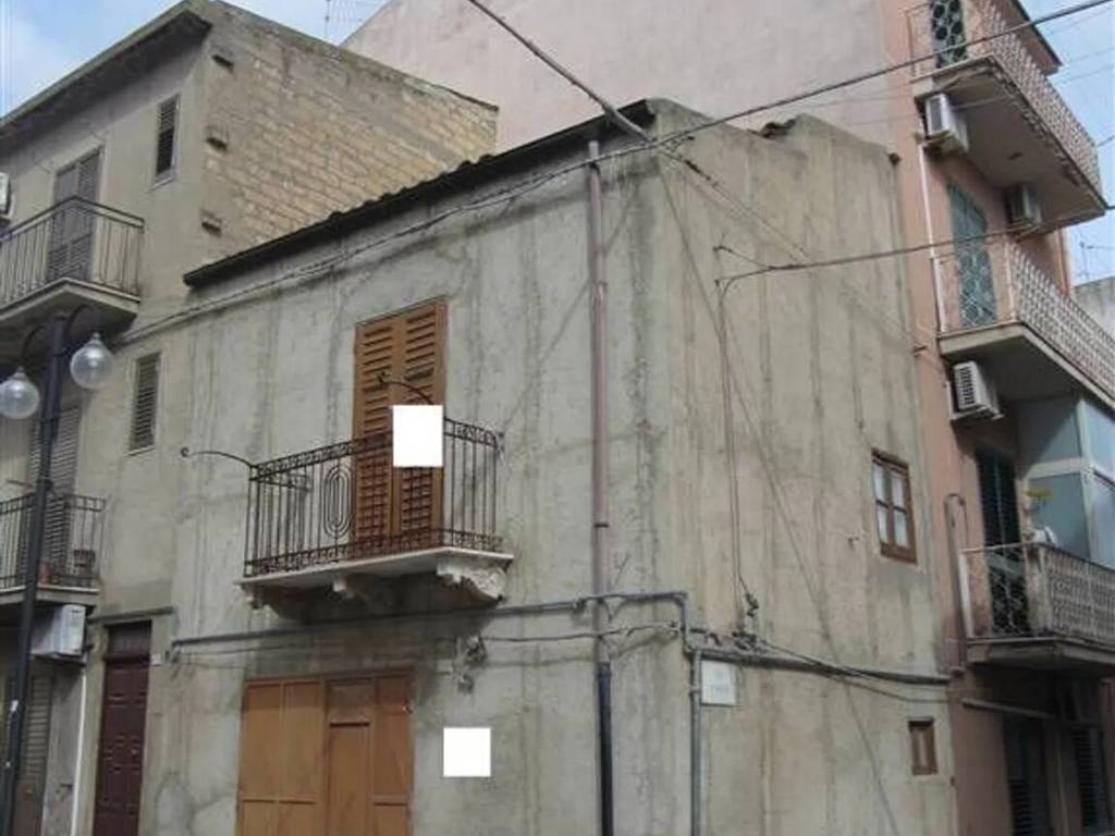 casa indipendente in vendita a Camastra