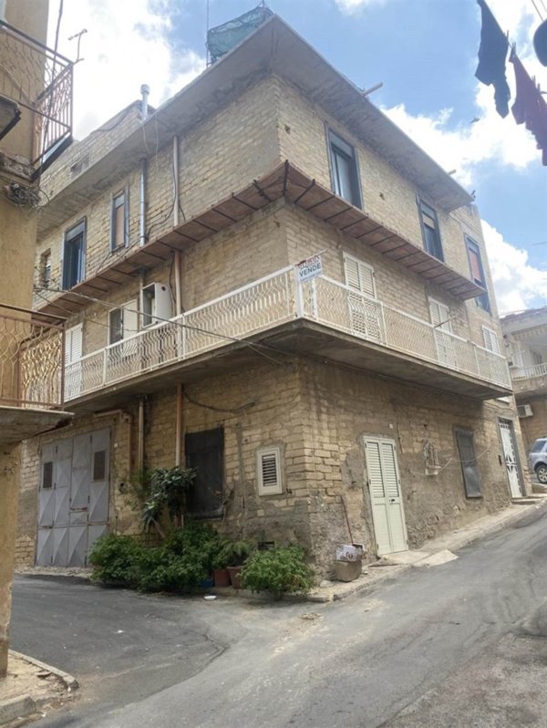 appartamento in vendita a Camastra