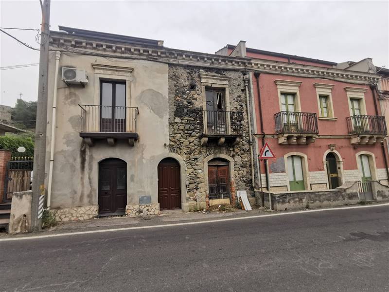 casa indipendente in vendita a Camastra