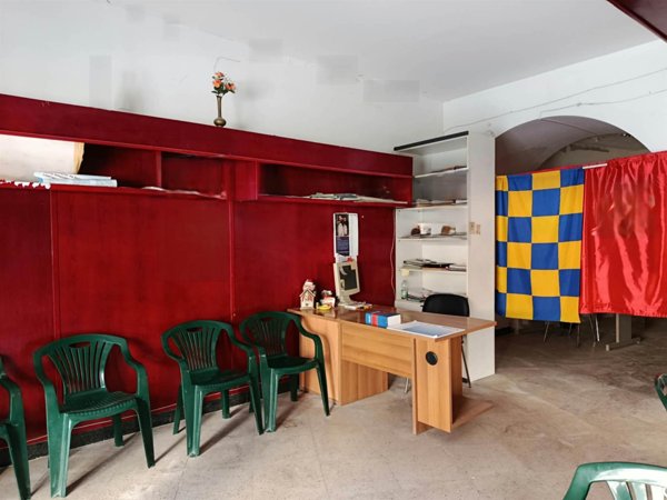 locale di sgombero in vendita a Camastra