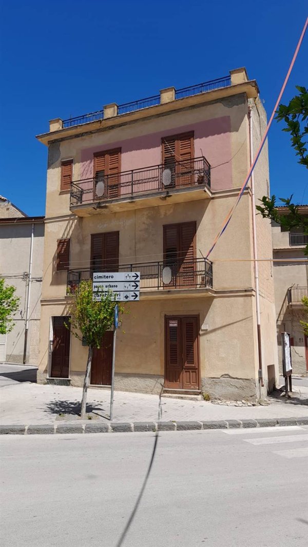 casa indipendente in vendita a Campobello di Licata