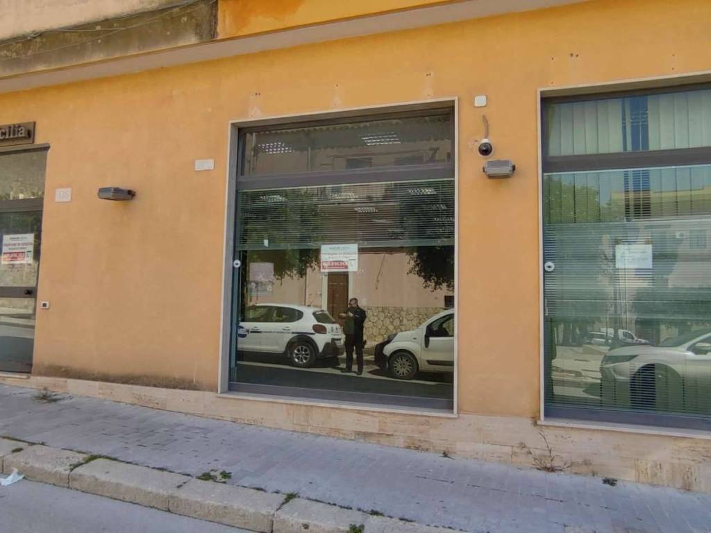 ufficio in vendita a Campobello di Licata