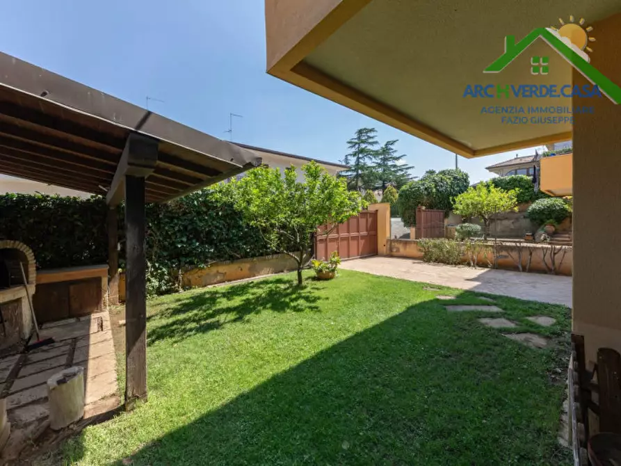 casa indipendente in vendita a Campobello di Licata