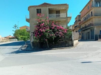 casa indipendente in vendita a Campobello di Licata