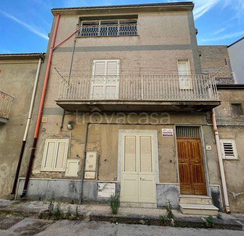 casa indipendente in vendita a Campobello di Licata