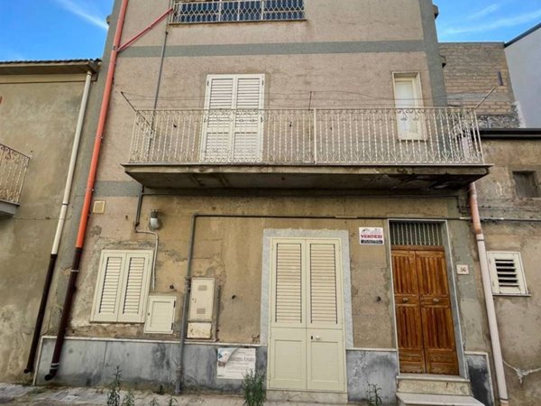 casa indipendente in vendita a Campobello di Licata
