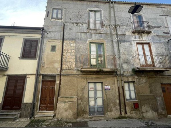 casa indipendente in vendita a Campobello di Licata