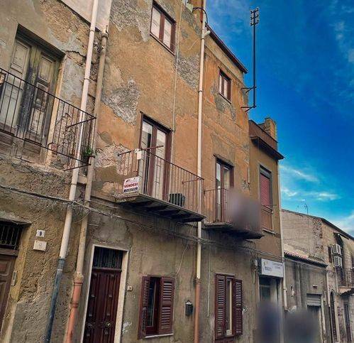 casa indipendente in vendita a Campobello di Licata