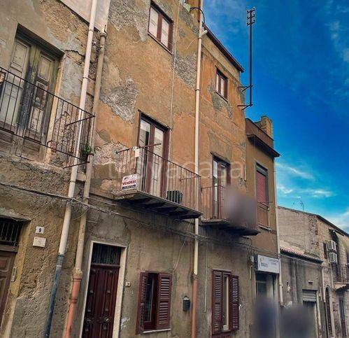 casa indipendente in vendita a Campobello di Licata