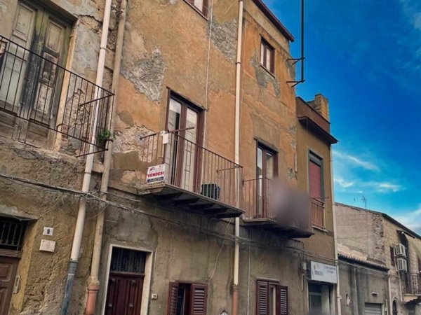 casa indipendente in vendita a Campobello di Licata