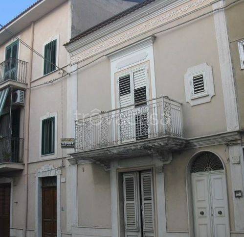 casa indipendente in vendita a Campobello di Licata