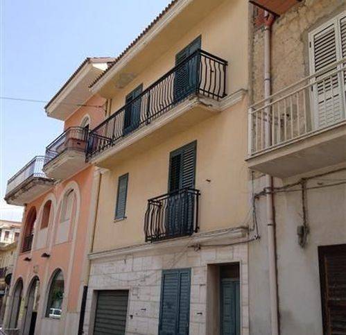 casa indipendente in vendita a Campobello di Licata