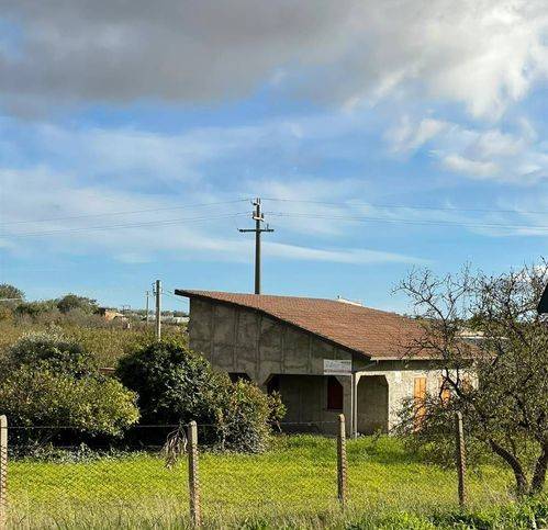 casa indipendente in vendita a Campobello di Licata