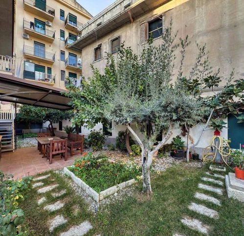 casa indipendente in vendita a Campobello di Licata