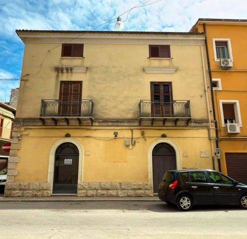 negozio in vendita a Campobello di Licata