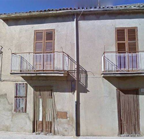 casa indipendente in vendita a Campobello di Licata