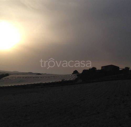 casa indipendente in vendita a Campobello di Licata