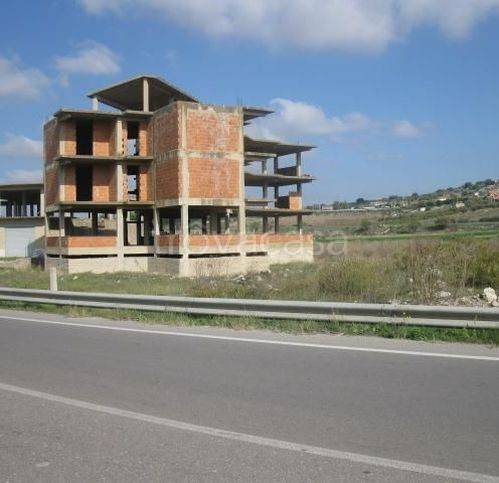 locale di sgombero in vendita a Campobello di Licata