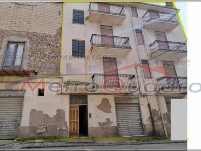 casa indipendente in vendita a Campobello di Licata