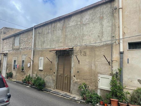 quadrivano in vendita a Campobello di Licata