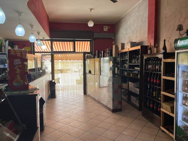 negozio in vendita a Campobello di Licata