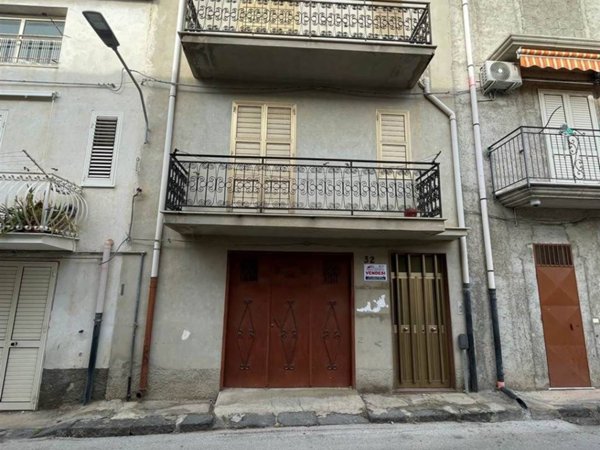 casa indipendente in vendita a Campobello di Licata