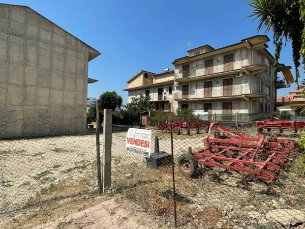 casa indipendente in vendita a Campobello di Licata