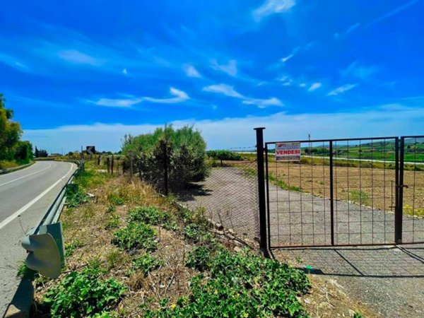 terreno in vendita a Campobello di Licata