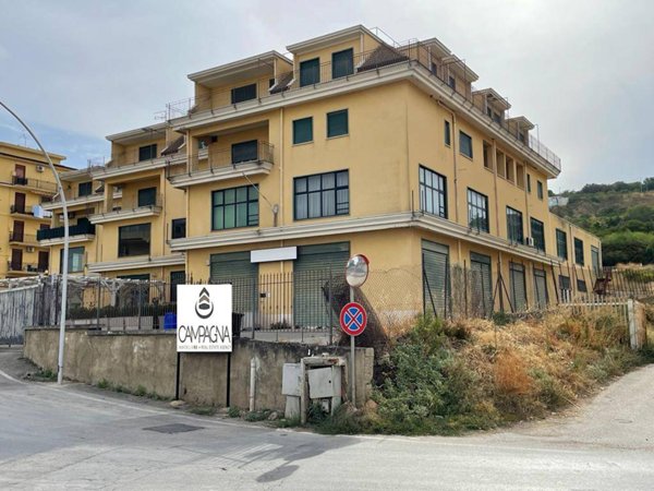 intera palazzina in vendita a Canicattì