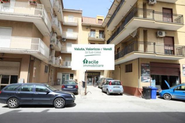 locale commerciale in vendita a Canicattì