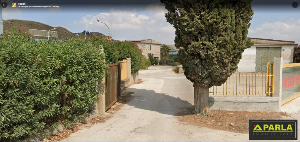 capannone in vendita a Canicattì