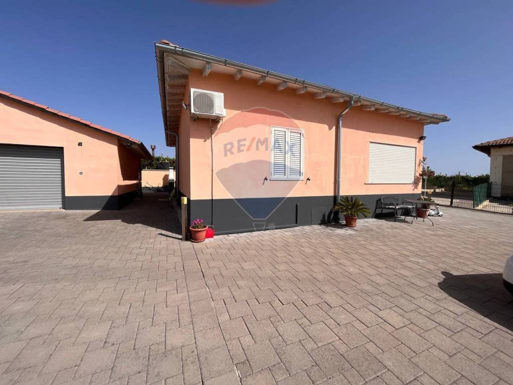 casa indipendente in vendita a Canicattì