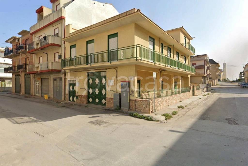 casa indipendente in vendita a Canicattì